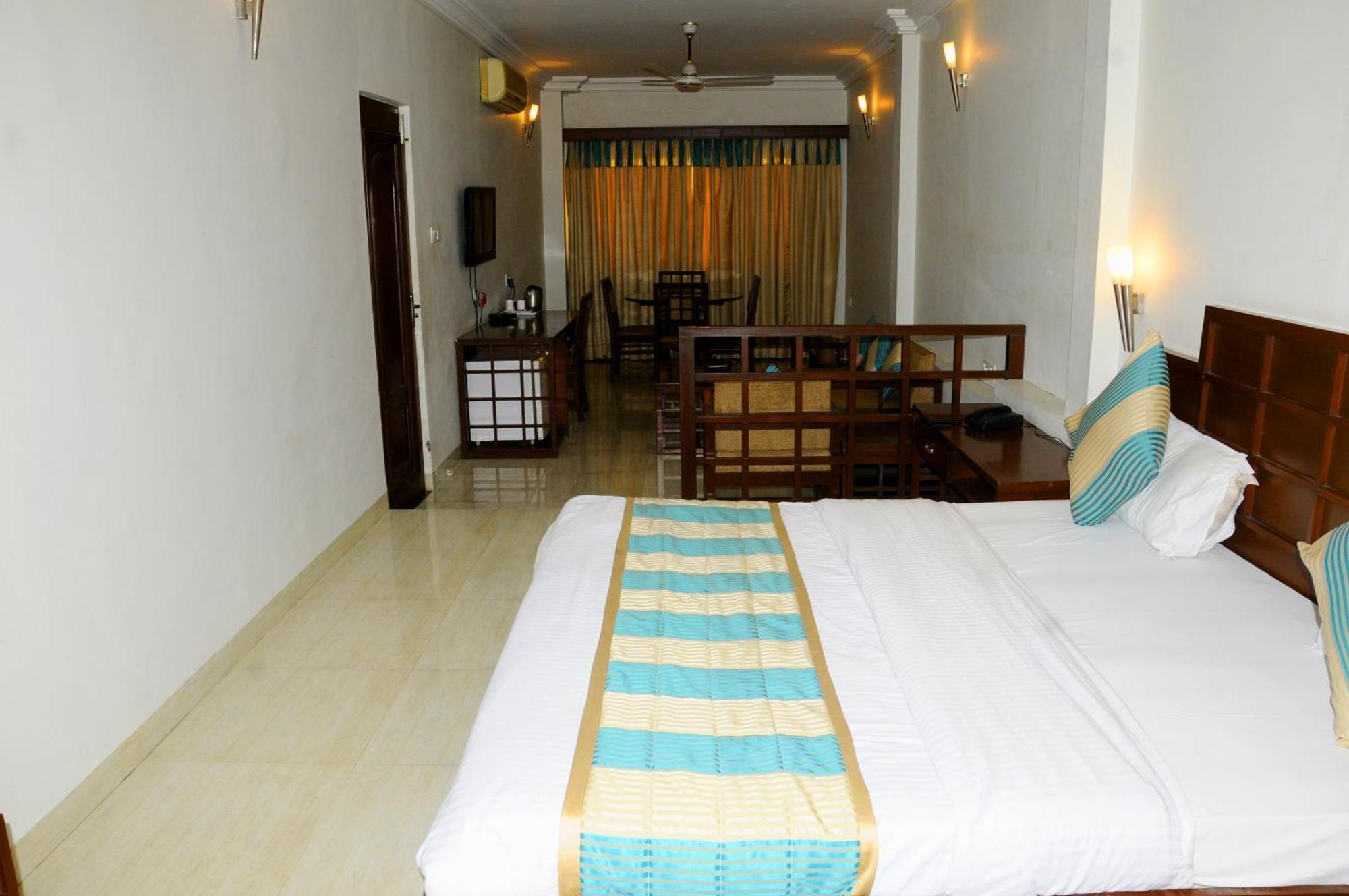 Hotel Ashray Ujjain Extérieur photo